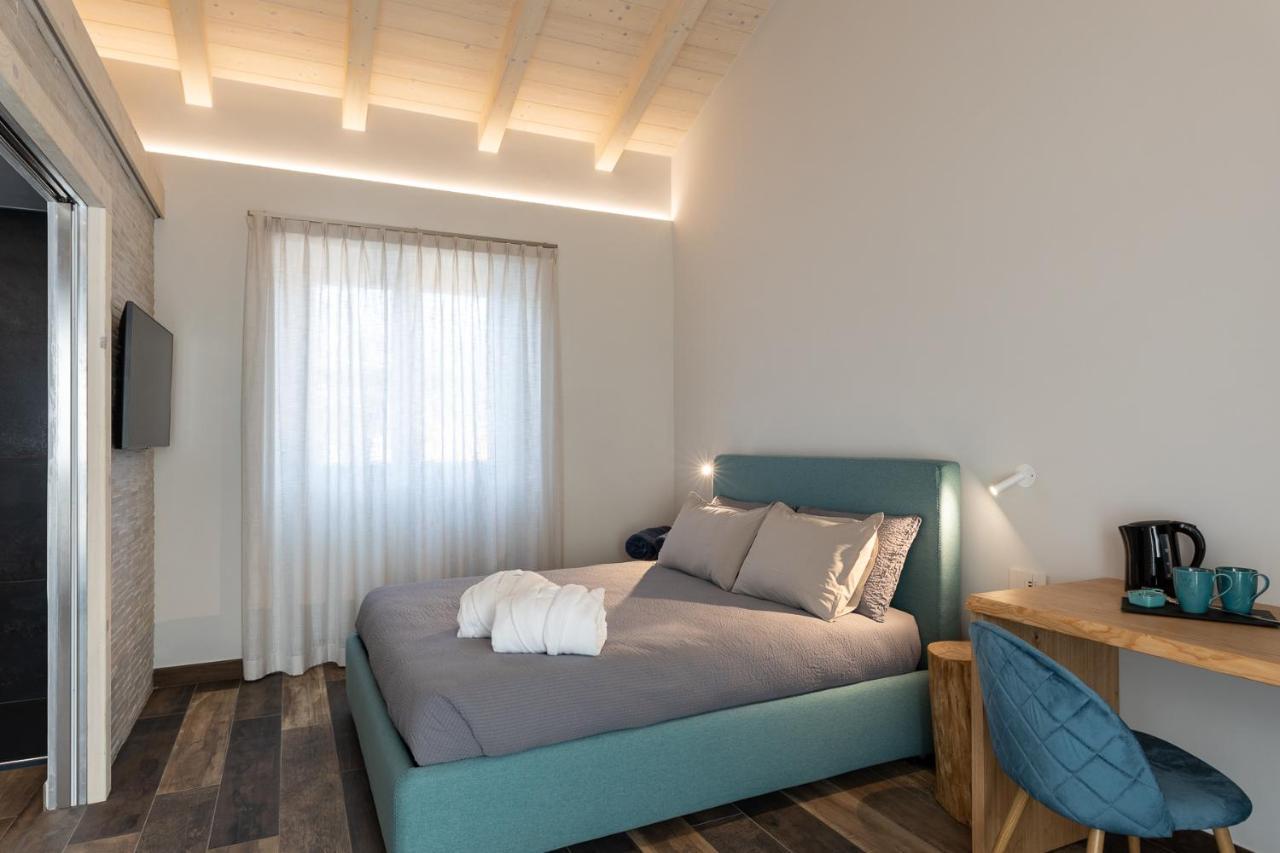 Agriturismo Il Medeghino Musso ภายนอก รูปภาพ