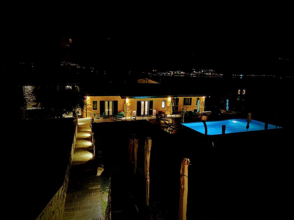Agriturismo Il Medeghino Musso ภายนอก รูปภาพ